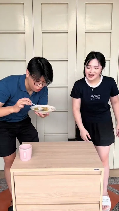 kata warga sekitar devina masih lempar” botol 😭 #couple #couplecomedy #challenge