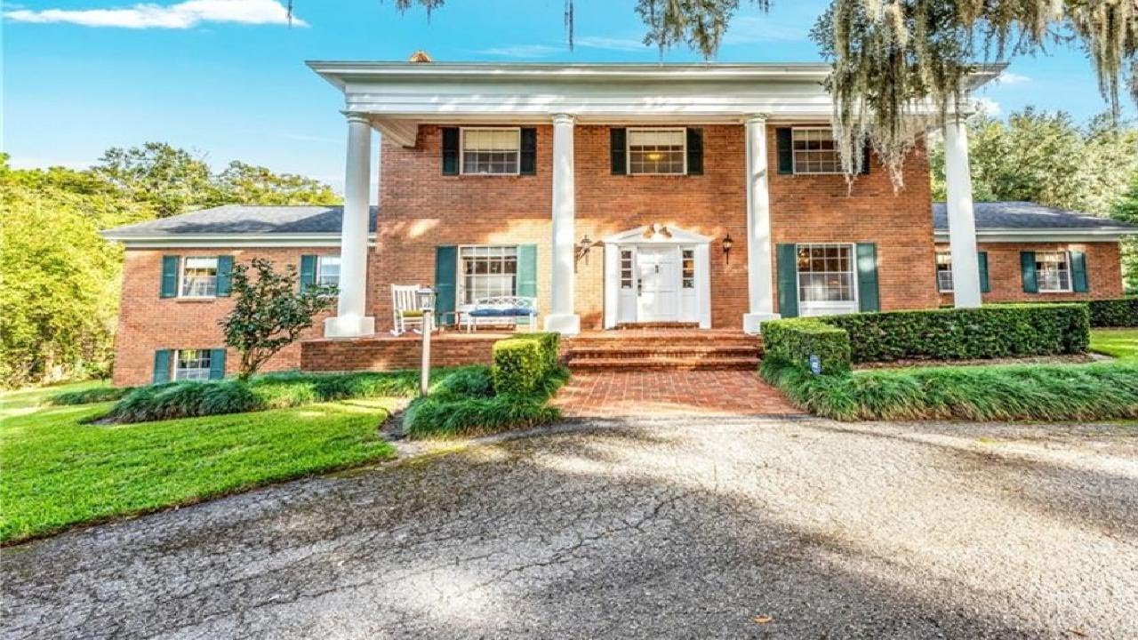 3680 S TUSKAWILLA ROAD, OVIEDO, FL Presented by Wemert Group Realty