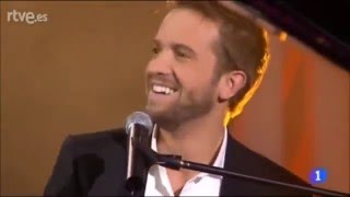 Pablo Alborán canta fragmento de 'Morena Mía' de Miguel Bose