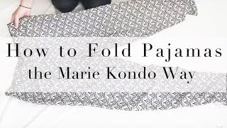 Kon Mari | How to Fold Pajamas or Soft Pants in the Marie Kondo Way | Takecare screenshot 3