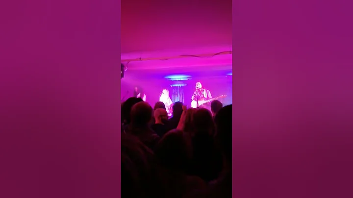 wet leg Manchester yes January 2022. wet dream