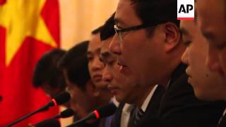 First high-level meeting between Vietnam and China since oil rig tensions Guide