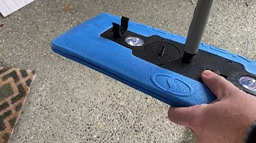 Snow Joe SJBLZD LED 4 In 1 Telescoping Snow Broom + Ice Scraper Review