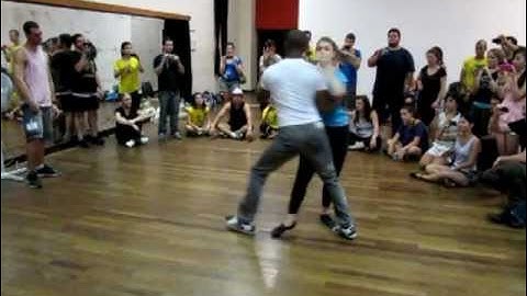 Leonardo Neves & Layssa Liebscher - Rio-style Zouk workshop demo @ Zouk Congress in Rio 2012