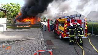 Feu de cabane de jardin à Vogelgrun