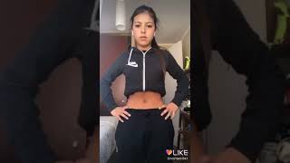 La Nacha Moviendo Las Caderas