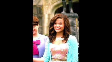 the way her smile faded… 🥺