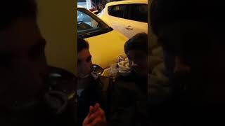 Hipnosis en la calle con desconocidos - Hablan otro idioma
