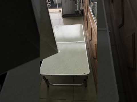 طاولة تقديم قابلة للطي