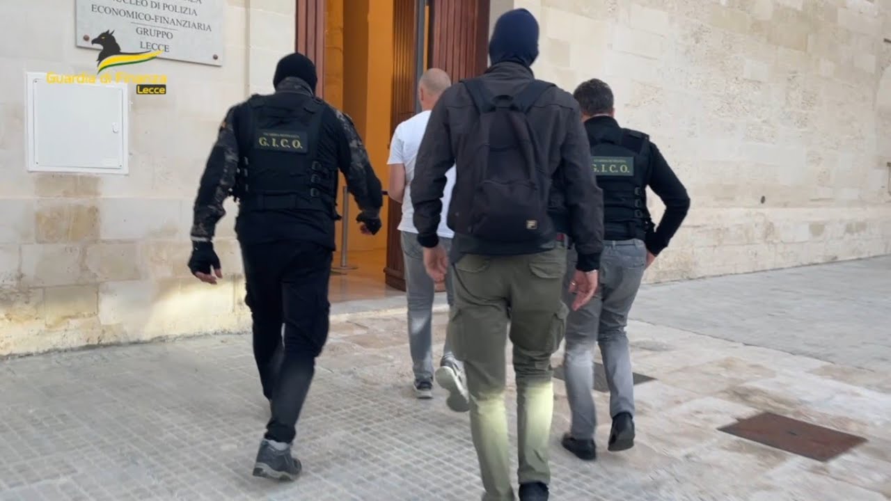 Lecce: Operazione antimafia congiunta di Polizia e Guardia di Finanza, 35 arresti