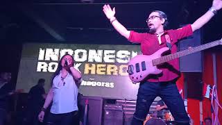 arie misterpink - pythagoras band - Colors Pub Surabaya 20 Agustus 2019 Part 3