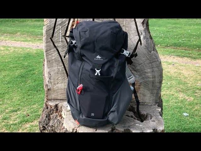 Mochila Quechua 20L Excelente - YouTube