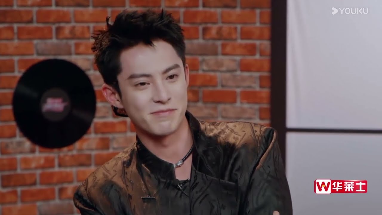 “我录综艺都不会哭的！”王鹤棣上一秒才说自己不会哭，下一秒就为网红校长哭了！ 周杰伦 刘畊宏 王鹤棣 GAI周延 布瑞吉Bridge 欧阳靖 小鬼 艾热AIR 早安 VaVa毛衍七 盛宇   优酷综艺