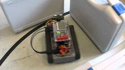 Robot platform RP06 navigation in the maze with Ultrasonic sensor