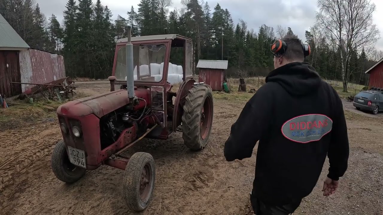 Stjäl en Volvo BM 320 i julklapp