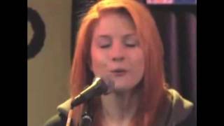 PARAMORE-Radio 104.5 [FULL PERFORMANCE]2009