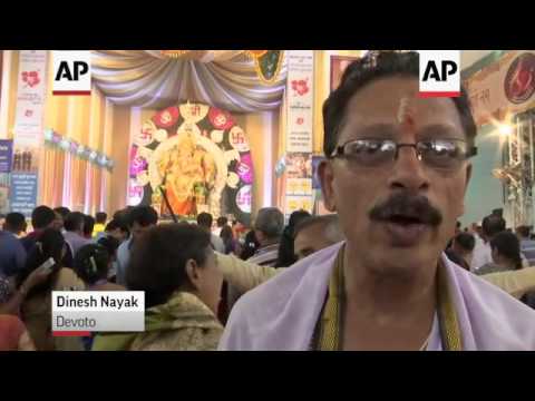 Video: ¿En el festival de vinayaka chavithi, los ídolos son preparados por?