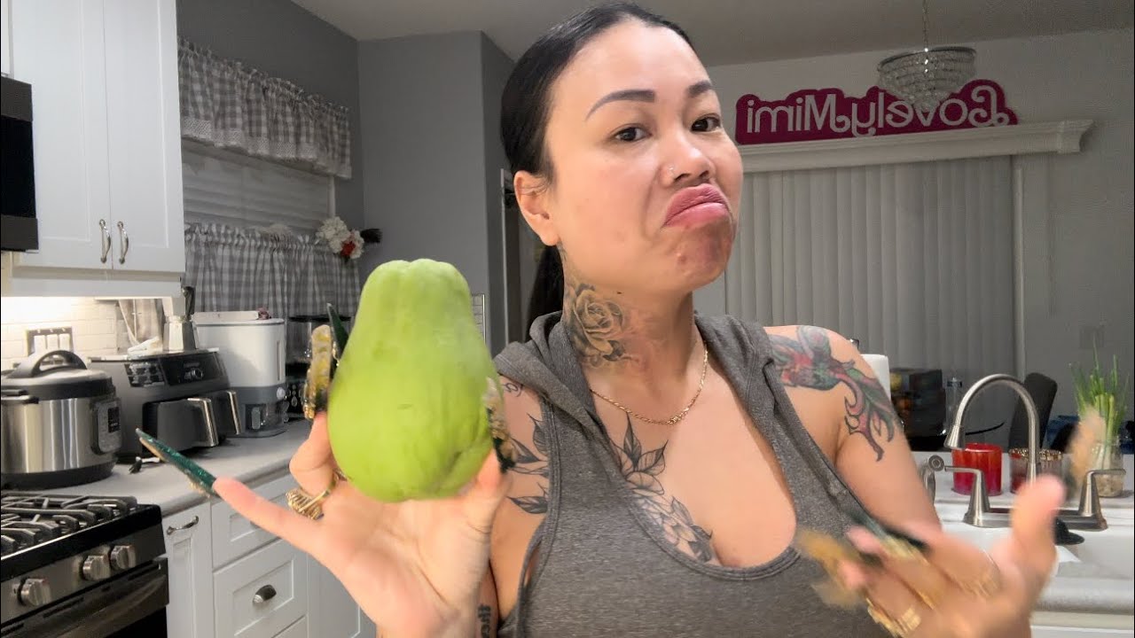 Стейк, обжаренный в овощах с чойотом