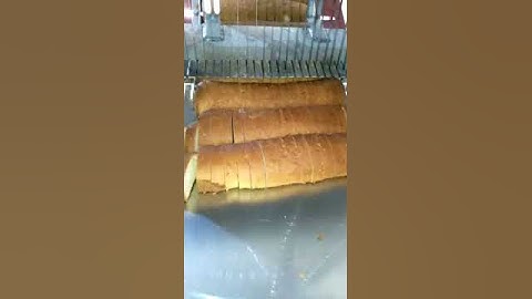 Bread and toast slicer