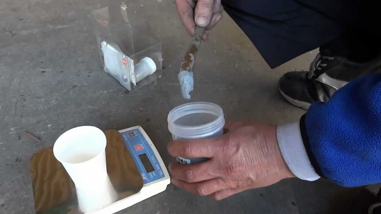 Gm hとgm 00で アルミ修理 アルミ溶接せず アルミ製タンク傷凹みを32耐熱アルミパテgm00主剤と硬化剤はgm00hパテとgmh液をハイブリッドで和えて2液を使用 Youtube