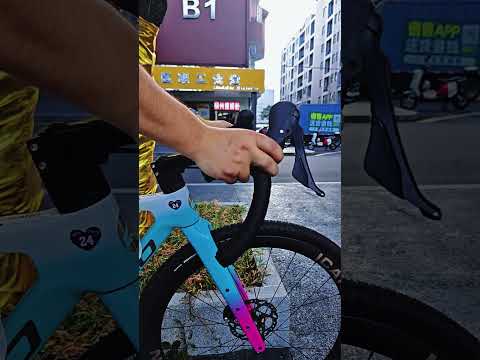 すぐできる！ロードバイクのハンドル角度調整方法
