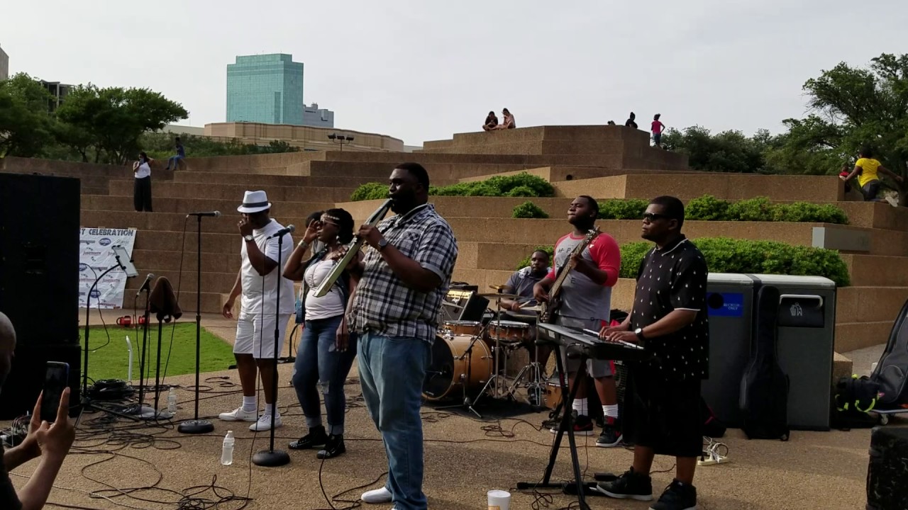 We Are One Maze Feat Frankie Beverly YouTube We are one maze feat frankie beverly youtube