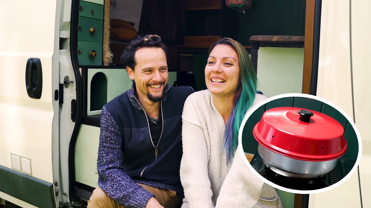Un FOUR dans un VAN ? Cuisiner des gâteaux dans son fourgon aménagé, avec le four OMNIA !