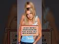 IN 2007, BRITNEYSPEARS SHAVED HERHEAD. IN 2025, SHE'SBACK IN HANDCUFFS.