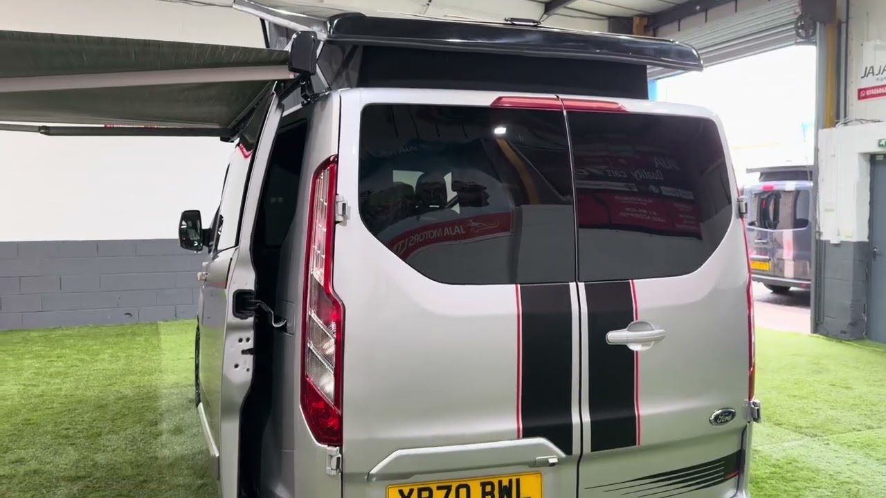 Ford Transit Custom silver (Brand new Conversion)