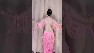 Belly dance basics: Back display without any negative connotations 💃🦚👯.. #beauty #dance