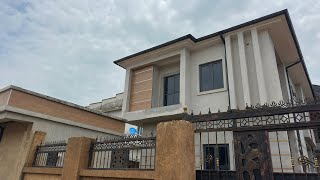 2BEDROOMS 📍FO1. RENT: 3.5M, C: 300K, S: 360K, A/L: 25%. CONTACT IMONI PROPERTIES LTD 