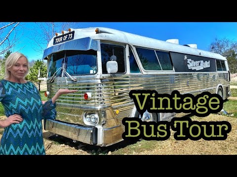 WOW! This Bedroom!  1973 MCI Challenger Vintage Bus Tour at FredRock