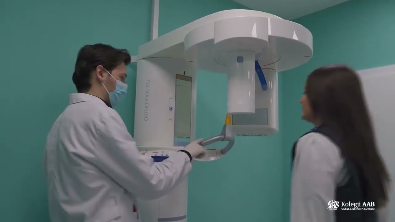 📌 Dita e një studenti të Fakultetit të Stomatologjisë në Kolegjin AAB 🏫📚