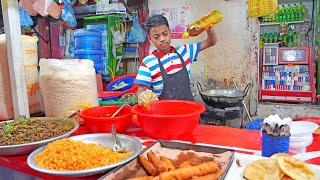 9 Year Old Boy Making Jhal Muri like a Master | Bangladeshi Street Food