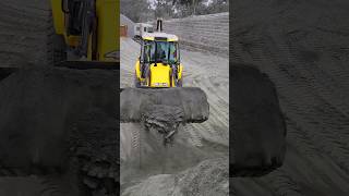 Jcb3Dx Plus 44 Shorts Video