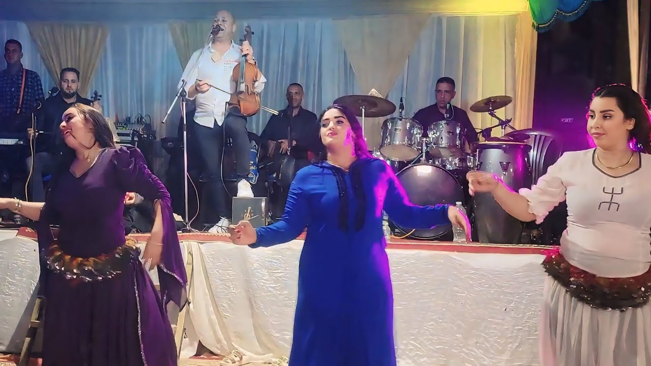 الحال ميشاور جات معروضه  حتى لقات راسها  مع الشيخات  سخفتهم بشطيحة.(بوبا عمر. الكاويني