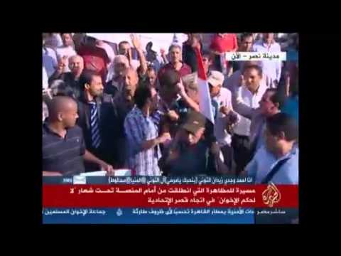 لقاءات .. خلال مسيرة من أمام المنصة باتجاه الإتحادية.