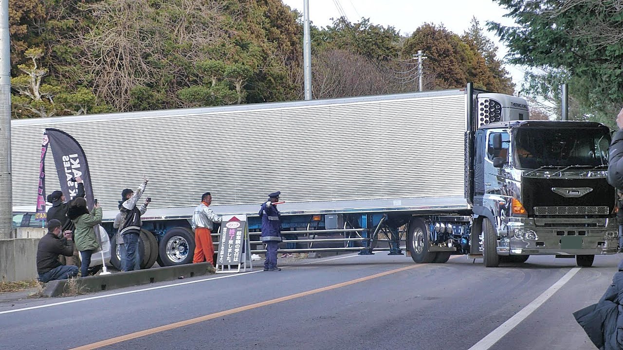 快音マニ割り⤴️⤴️トレーラーの見事な右折退場⤴️⤴️【退場①】アカツキチャリティ撮影会 2024