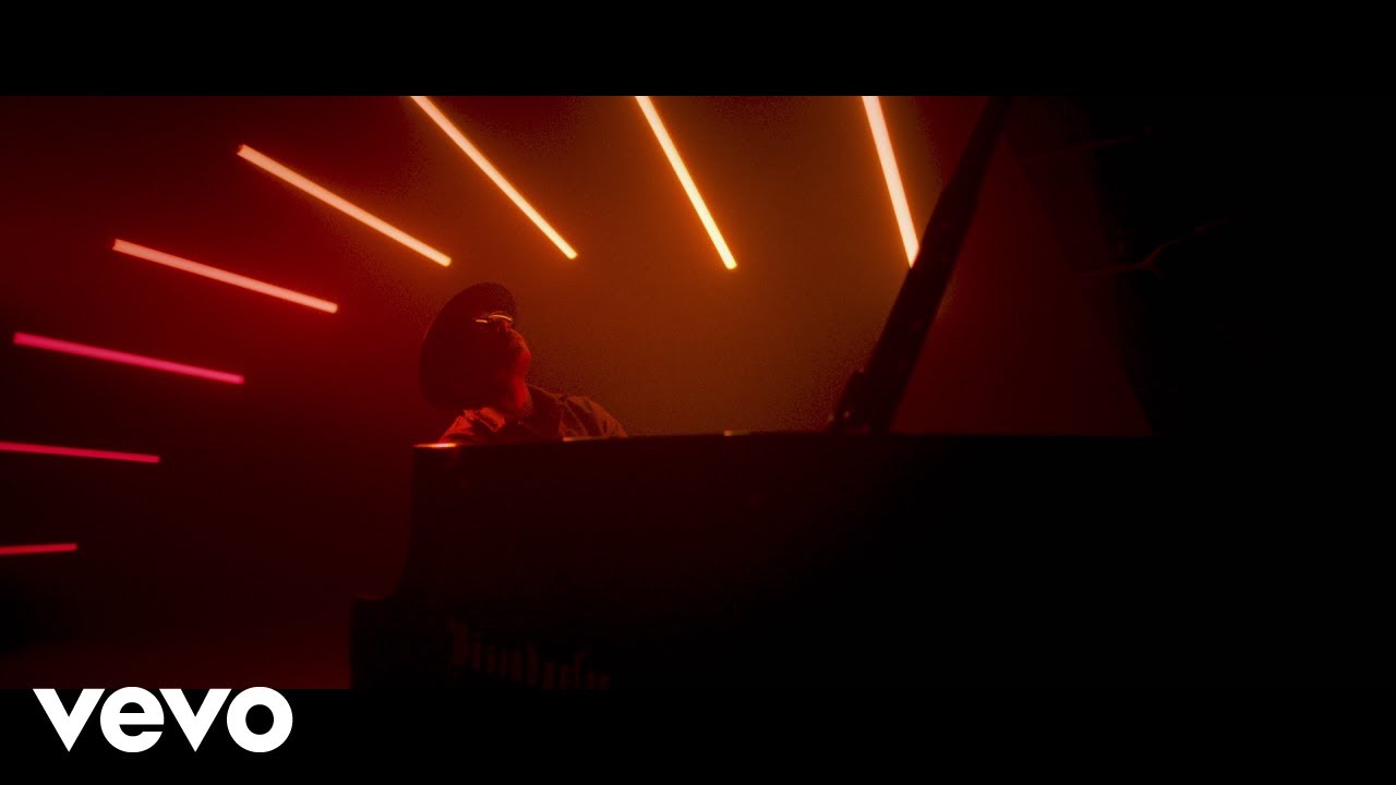Alexis Ffrench, Rob Derbyshire, Will Hay - Rivers (Official Performance Video) Alexis Ffrench, Rob Derbyshire, Will Hay - Rivers (Official Performance Video)