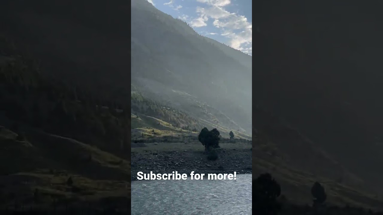 Golden Sunrise in mountains 🏔️ 🌄