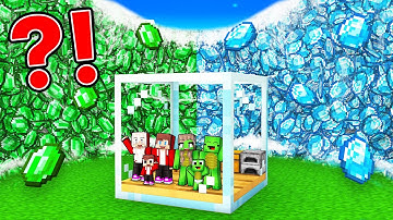 EMERALD & DIAMOND TSUNAMI vs. Mikey Family & JJ Family Doomsday GLASS Bunker - Minecraft (Maizen)