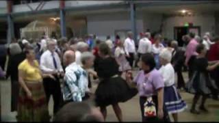 Tony Oxendine calling in the Advanced Hall Winterfest 2010.mp4