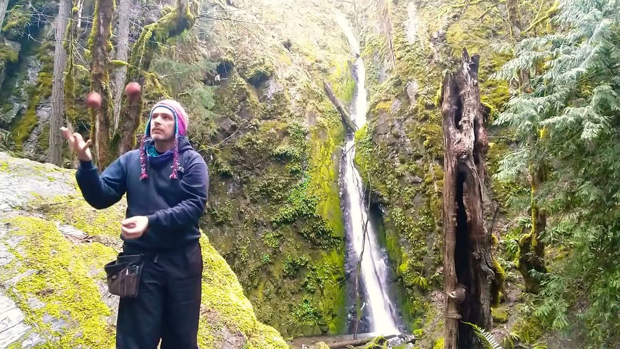 Soda Creek Falls, Cascadia State Park