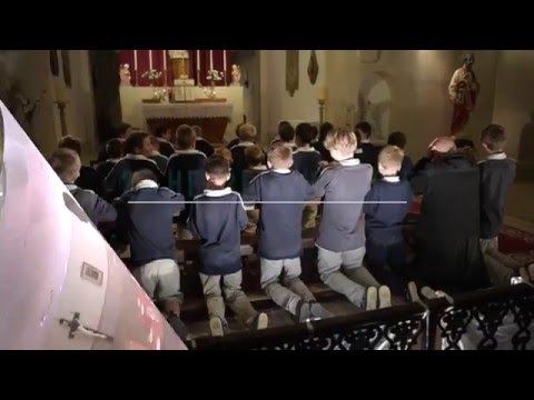 Vidéo: Qu'est-ce qu'une école catholique indépendante ?