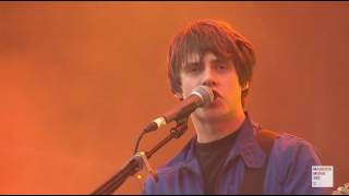 Miniatura del video "Jake Bugg - Going Back To My Roots (Richie Havens cover)"