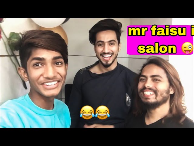 From rickshaw to Rover! Internet favourite Mr. Faisu flaunts his swanky new  car worth Rs 50 lakh [VIDEO]