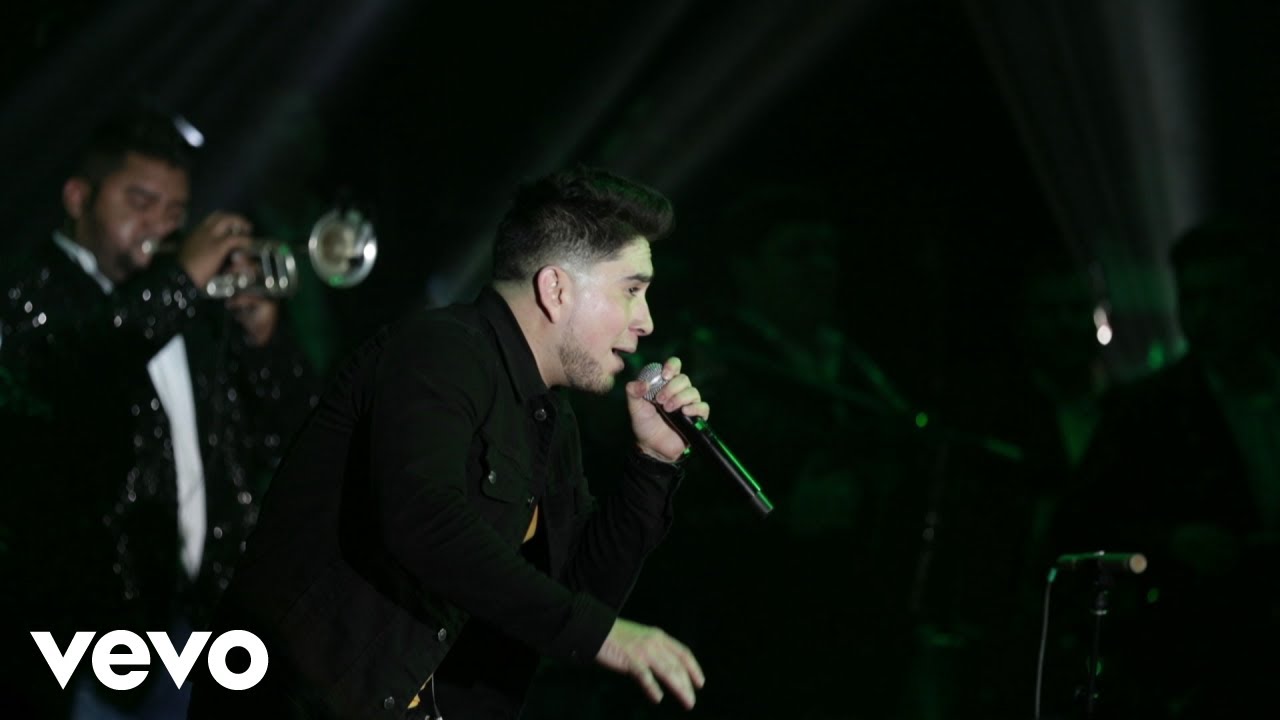 El Bebeto - Sangoloteadito (En Vivo Desde El Lunario/Mariachi/Banda)