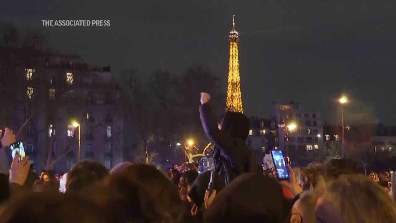 Paris protests continue against new retirement age