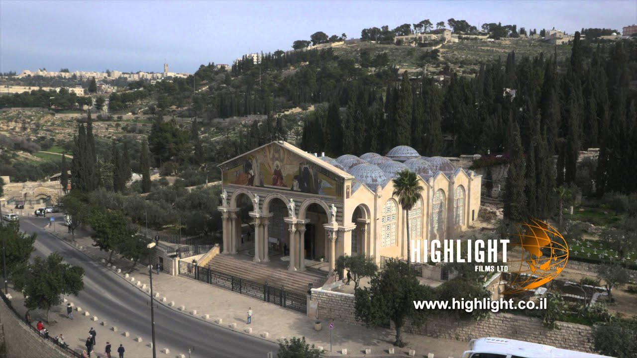 DJ4K_016_G 4K Drone Jerusalem Fly by Gethsemane Church of All Nations