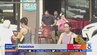SoCal supermarkets saw long lines, crowds stocking up for Hurricane Hilary